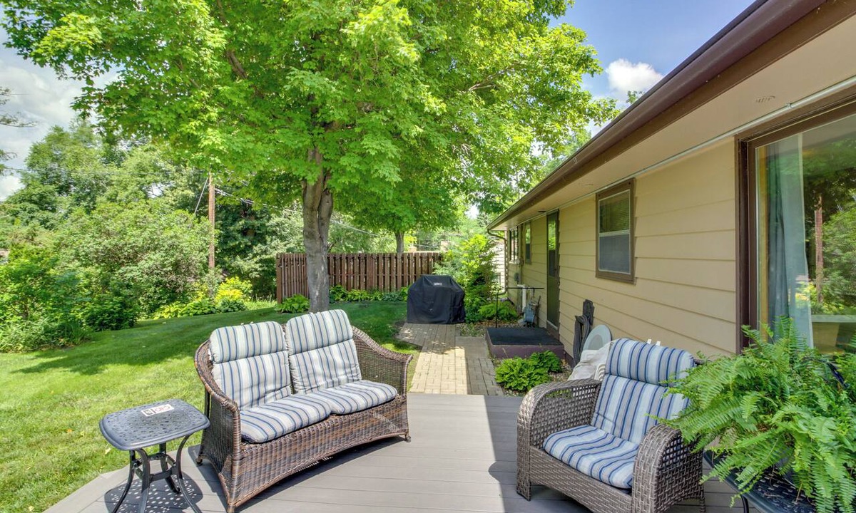 Glenwood House | Walk to Lake Beach: Glenwood Vacation Rental!