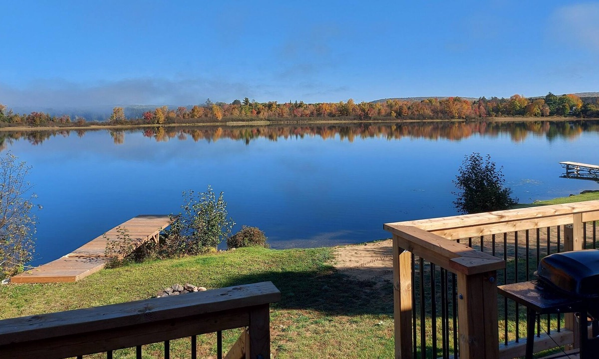 Combermere Condo | Waterfront 2 Bedroom/2 Bath Condo With Beach