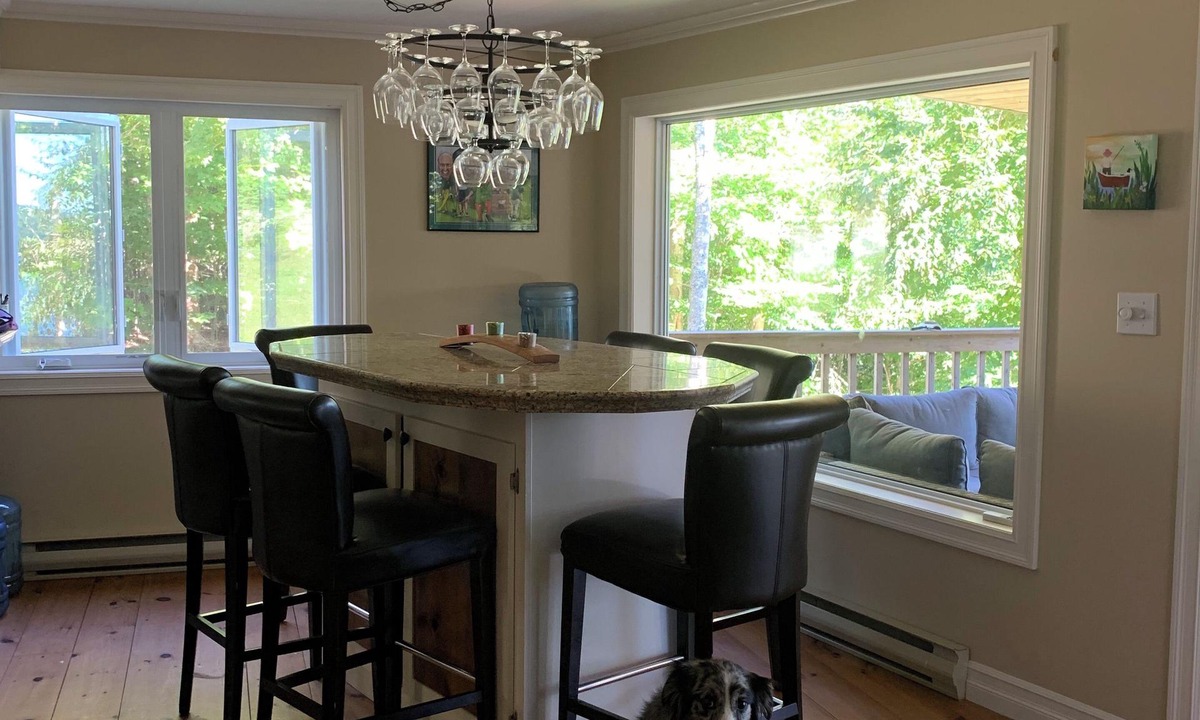 Lunenburg County House | Work remote in comfort and quiet 1.5 hours from Halifax