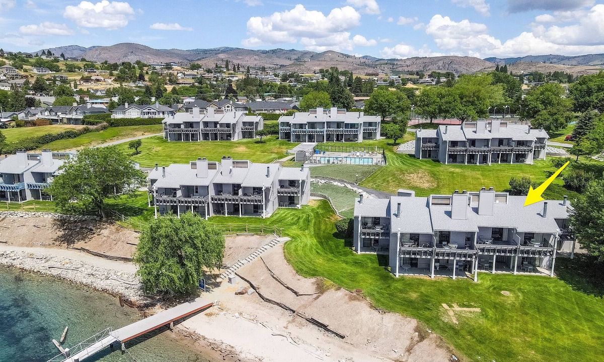 Wapato Point Condo | Yacinde B4 Waterfront Condo with Loft, Sleeps 6