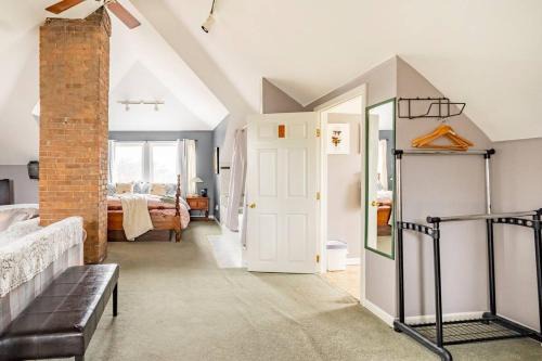 Walkerville Bed & Breakfast | Ye Olde Walkerville Bed & Breakfast