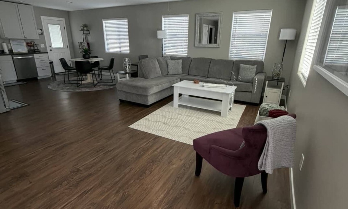 Delta House | Your Home Away From Home Quiet, Modern, & Open 1