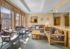 92 m² Condo ∙ 2 bedrooms ∙ 6 guests