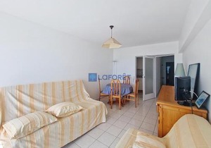 Beau Studio 1er étage avec balcon et ascenseur - FR-1-331-43 in Les Sables-d'Olonne
