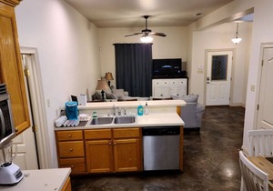 Chateau 1, spacious townhouse in Tickfaw, LA