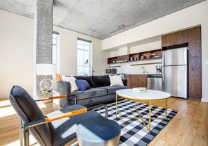 Deluxe Downtown Bellevue 1BR w/Lounge, Gyms, near shops, by Blueground