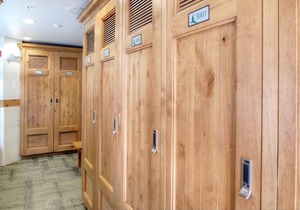 Modern Luxury Ski in Ski out in Lone Eagle River Run Village