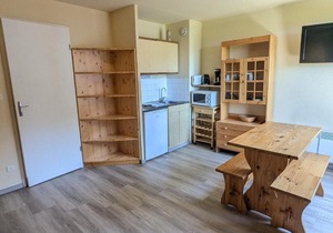 Studio Cabine 4 pers au pied des pistes avec balcon in Les Adrets