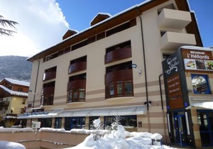 Studio confortable pour 2 avec balcon et WiFi à Brides-les-Bains in Brides-les-Bains