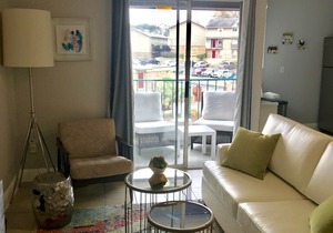Stylish, comfortable close to Downtown, close to Town Lake