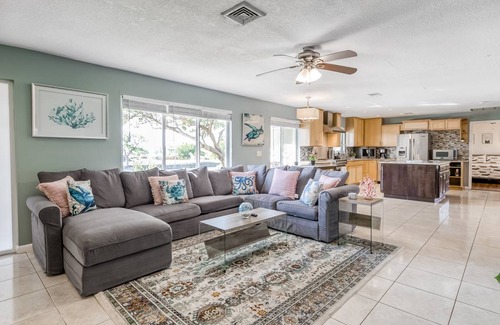 Juno Beach House | 177 m² House ∙ 2 bedrooms ∙ 8 guests