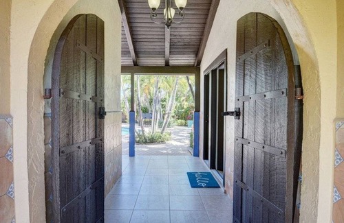Palm Springs House | 232 m² House ∙ 3 bedrooms ∙ 9 guests