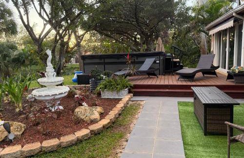 West Palm Beach House | 297 m² House ∙ 3 bedrooms ∙ 6 guests