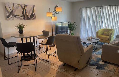 Land of the Presidents Apartment | Apartment ∙ 2 bedrooms ∙ 4 guests
