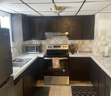 Land of the Presidents Apartment | Apartment ∙ 2 bedrooms ∙ 4 guests