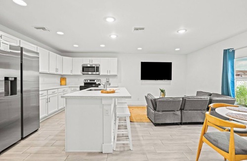 Palm Beach - West Palm Beach House | Bright & Spacious 3BR | Close to Beaches