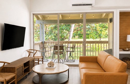 Kahuku Condo | 1 bedroom + loft- Sleeps up to 6. Stay 3 nights or more - pay no cleaning fee.
