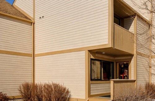 Park Meadows Condo | 130 m² Condo ∙ 3 bedrooms ∙ 6 guests