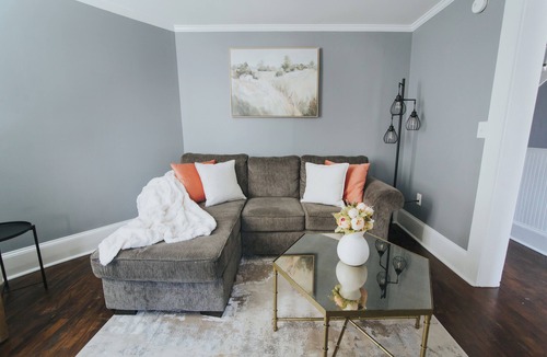 River District House | 15 Mins Walk to Riverwalk, Brooklyn Arts Home!