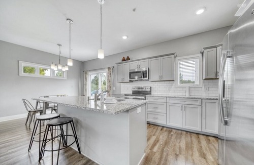 Fennville Condo | 2/2 Condo - Close to downtown Douglas, Saugatuck and Oval Beach