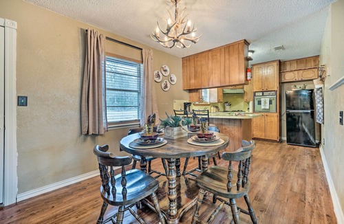 Broken Bow House | 20-Acre Broken Bow Vacation Rental w/Grill!