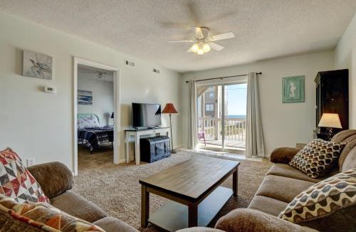 North Topsail Beach Apartment | 237 Seashore Drive - D by Carolina Stays