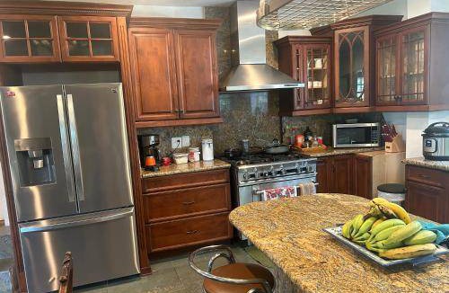 West Palm Beach House | 297 m² House ∙ 3 bedrooms ∙ 6 guests