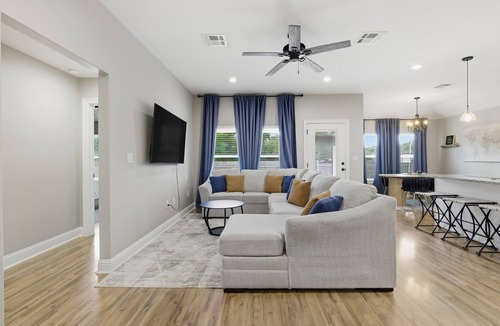 Lake Charles House | 3 Bedroom Family House in Lake Charles, La
