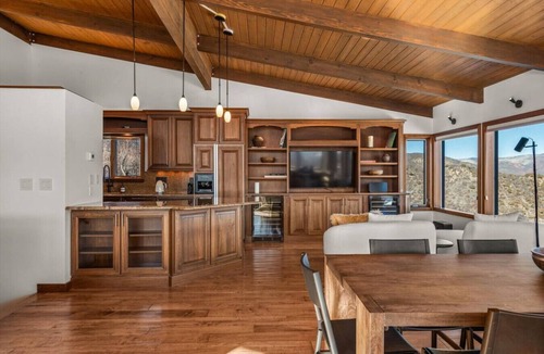 Brush Creek Village House | 4-Bedroom Private Mountain Retreat