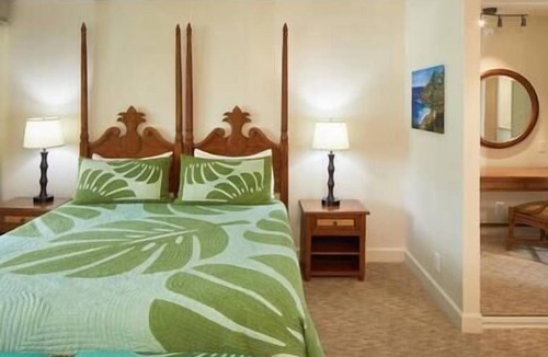 Princeville Hotel | 4 The Cliffs at Princeville, Hawaii, Gym, Pool!