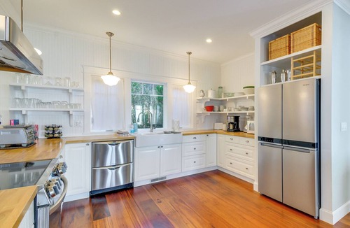 Moclips House | 4BR/4BA Beachfront Retreat with Hot Tub and Sauna