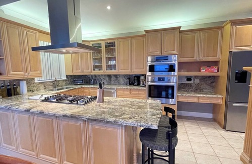 Tiny Other | 5-bedroom castle in soothing Tiny with cool AC throughout