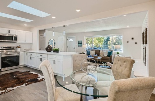 Louisville House | 5 Bedroom House | Walkable to Historic Louisville