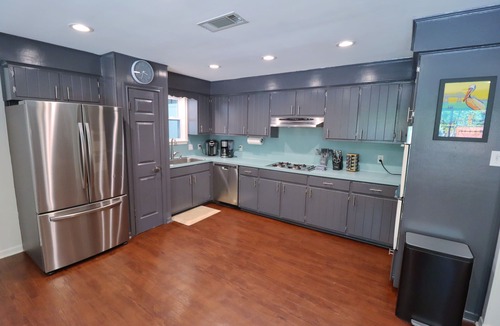 Highlands - Perkins House | 5 BR Highland House! 20 Minute walk to Tiger Stadium! Level 2 EV Charger!