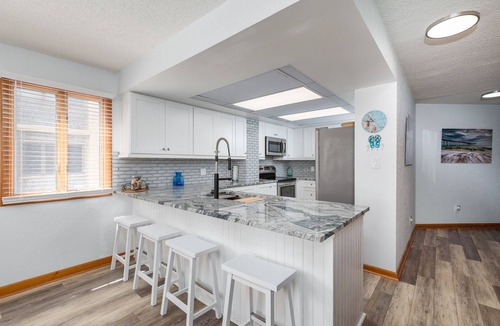 Nags Head Condo | 5607 - Dancing Dunes - Nags Head Coastal Condo Steps from the Beach
