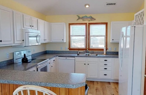 Corolla House | 5BR, Ocean & Sound Views, Heatable Pool, Game Room, Pets, 4x4 Beach