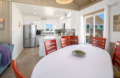South Nags Head House | 7045 Love Pocean * Oceanfront