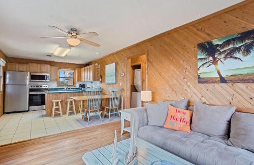 South Nags Head House | 7145 - Geri's Place #6 Flip Flop