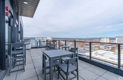 Cliff - Cannon Apartment | 8th Floor Studio Rental with High Ceilings!