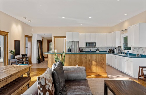 Wilmington House | A charming 4-bedroom waterfront with a private dock retreat that offers a secluded serene getaway!