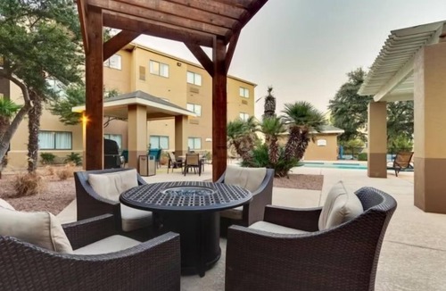 San Angelo Apartment | Accessible Studio w/Tub | Hot Breakfast + Pool