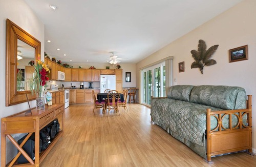 Kahaluu Bay Condo | 🏖️Across from Snorkel Beach | Ocean Views + 2 Lanais