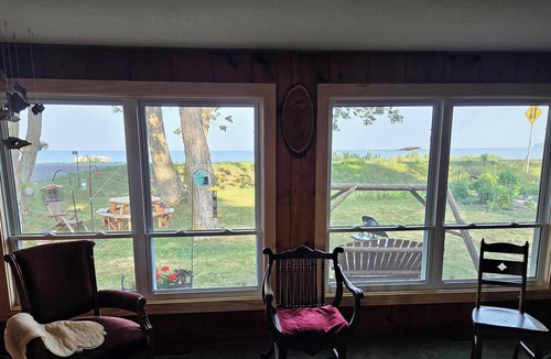 Garrison Cabin | Adorable 1-bedroom cabin in charming Garrison perfect for relaxing getaway