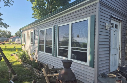 Garrison Cabin | Adorable 1-bedroom cabin in charming Garrison perfect for relaxing getaway