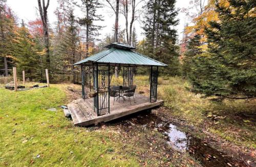 West Dover Ski Chalet | Ahmeek-5