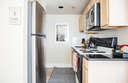 Downtown Boston Apartment | Airy, Modern 1BR downtown Boston