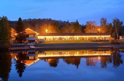 Algonquin Highlands Hotel | Algonquin Lakeside Resort
