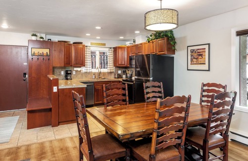 Vail Condo | All Seasons | A1B - All Seasons 2 Bedroom Platinum