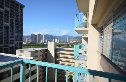 Waikiki Apartment | Aloha Surf 1205 Two Beds, Pool, Walk to WAIKIKI BEACH!