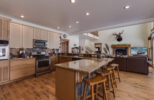 Alpine Northwest House | Alpine Airspace